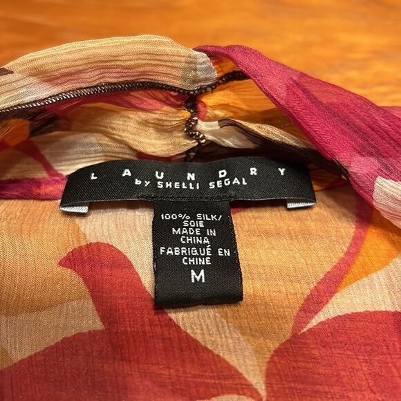 Laundry by Shelli Segal silk tie blouse M - Picture 6 of 7